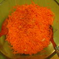 Салата от стъргани моркови - вкусна и полезна